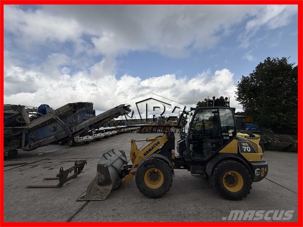 Komatsu WA70-7 Pale gommate