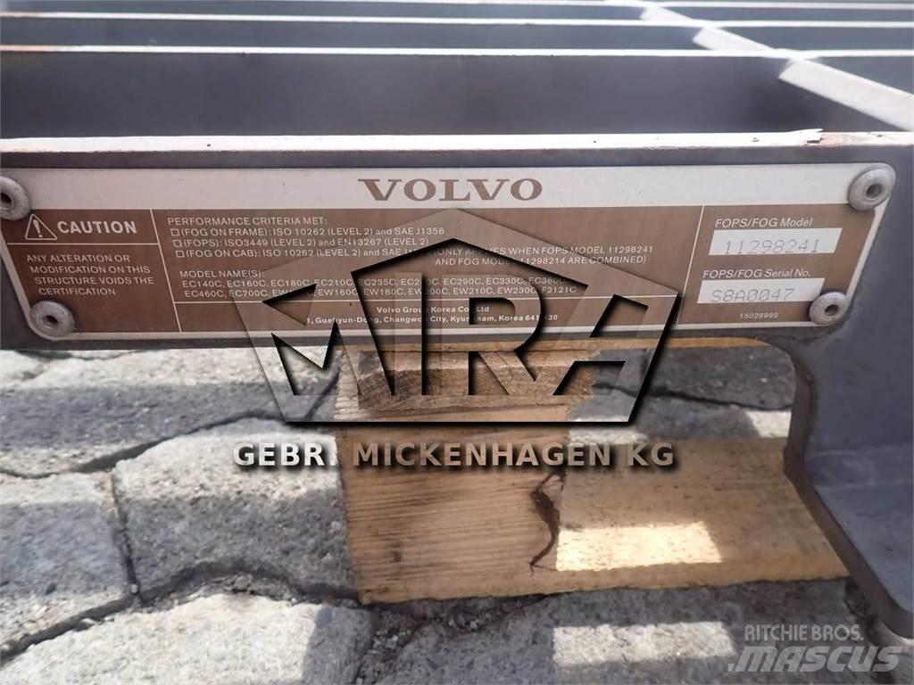 Volvo EC 360 C Cabine e interni
