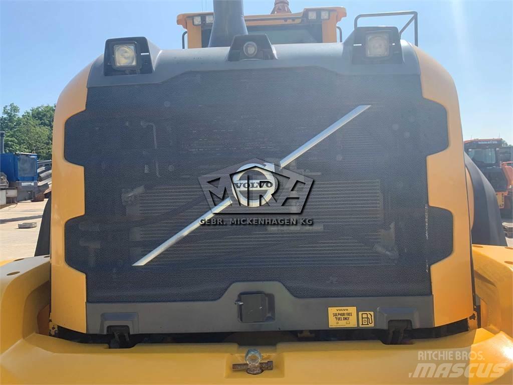 Volvo L 180 G Pale gommate