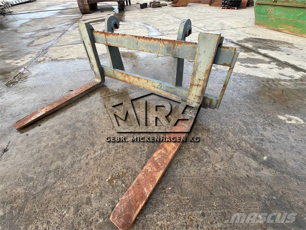 Volvo SW / L90 Forche