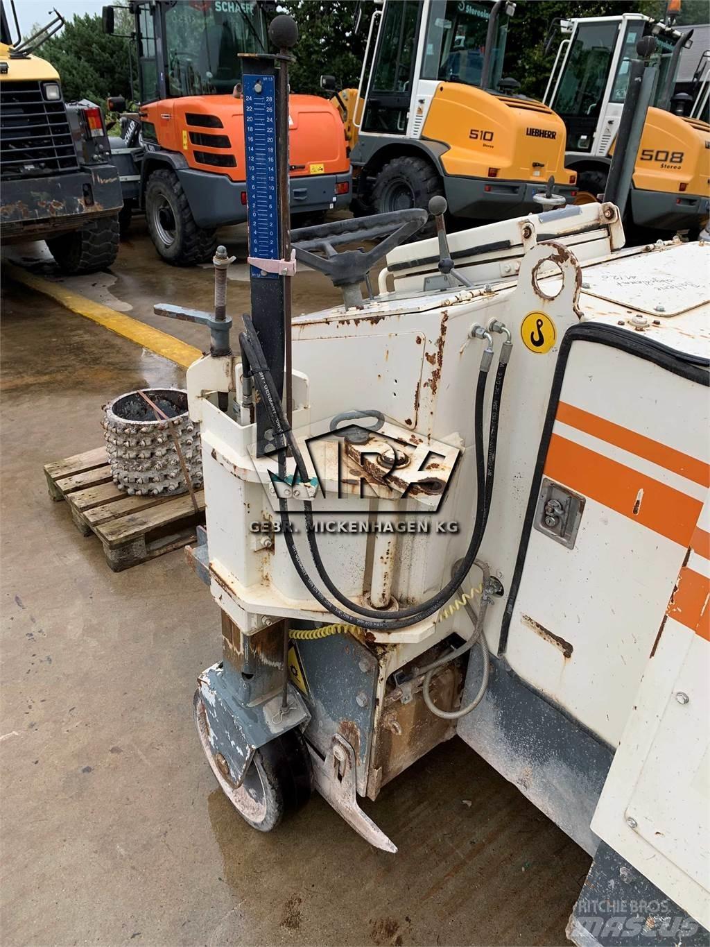 Wirtgen W 350 Fresa a freddo per asfalto