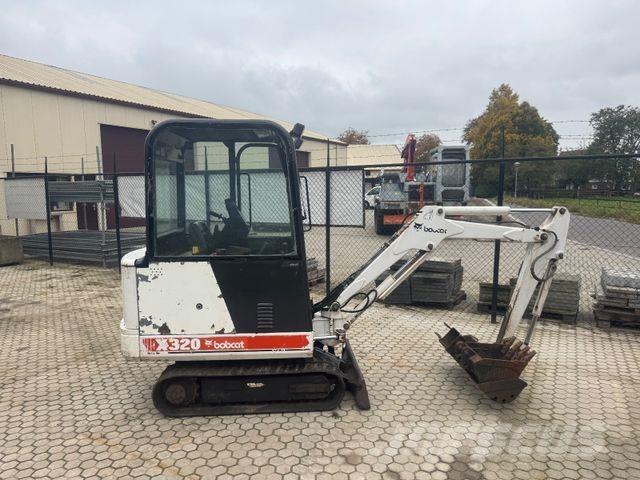 Bobcat X 320 Miniescavatori