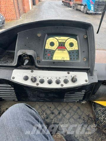 Bomag BW213DH-4 Altri rulli