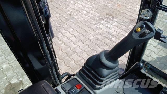 CAT 302 CR Costruzioni - Altro