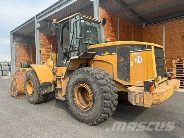 CAT 950G Pale gommate