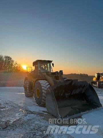 CAT 966MXE Pale gommate