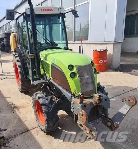 CLAAS Nectis 227 VE Trattori