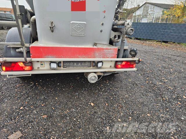 Feldbinder 46m³ Semirimorchi cisterna