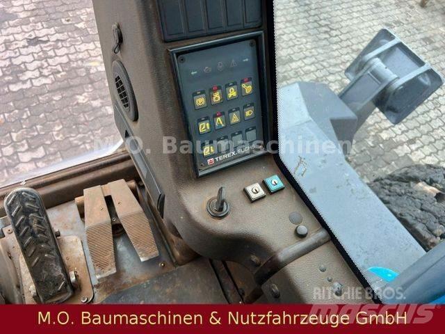 Fuchs MHL 350 Escavatori gommati