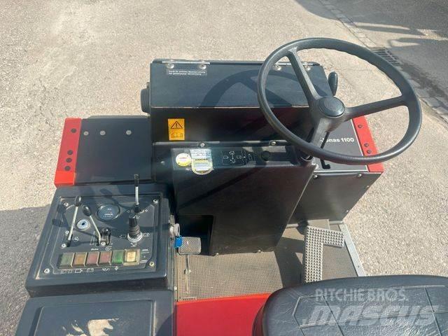 Hako JONAS 1100D Autocarro spazzatrice