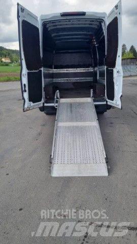 Iveco 35-170 Furgone chiuso