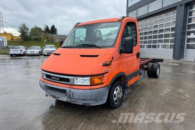 Iveco 35C12 4x2 Furgoni altro