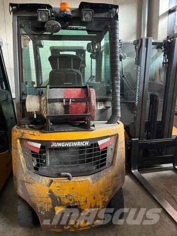 Jungheinrich 45 GAS Carrelli elevatori GPL