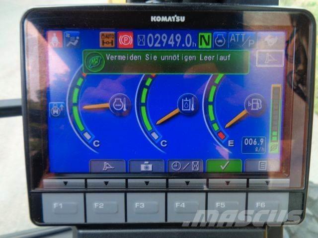 Komatsu PW 160-10 Escavatori gommati