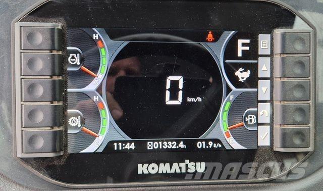 Komatsu WA 70 M-8 Pale gommate