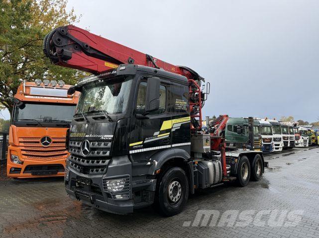  Kran Kesla 2124L Camion trasporto legname