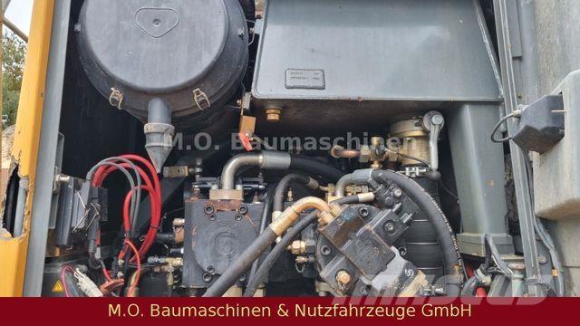 Liebherr L 574 Pale gommate