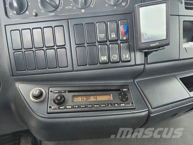 MAN 12.220 Camion con sponde ribaltabili
