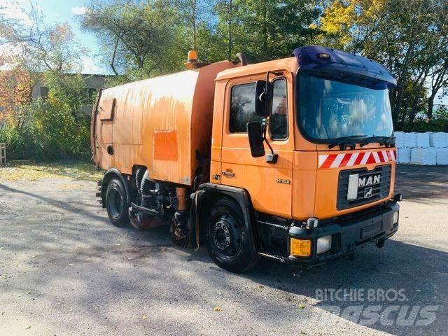 MAN 14.152 Autocarro spazzatrice