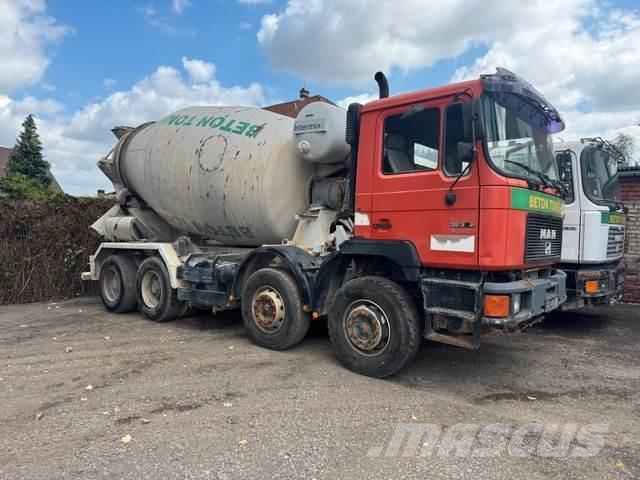 MAN 32.372 8x4 10m³ Betoniere