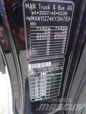 MAN TGL 8.220 BL Motrici centinate