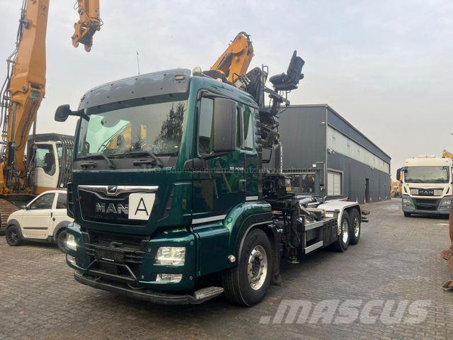 MAN TGS 26.500 Camion con gancio di sollevamento