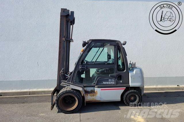 Nissan YG1D2A320 Carrelli elevatori diesel