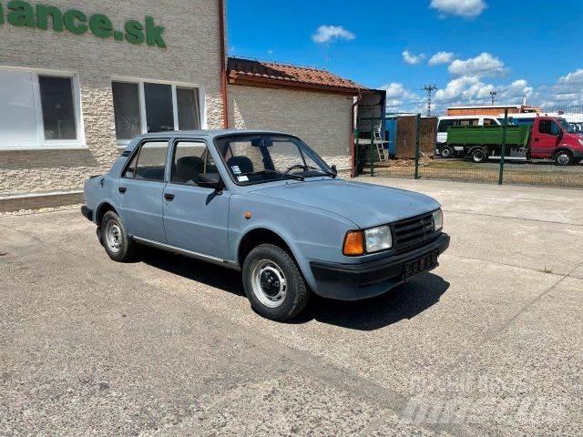 Skoda 125L vin 334 Auto