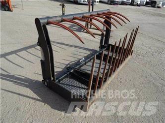  TRAC LIFT hay forks Altri macchinari per falciare e trinciare