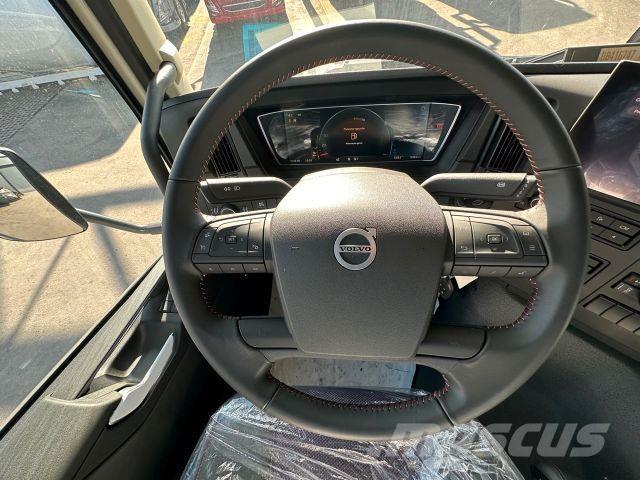 Volvo FMX 500 8x4 Autocabinati