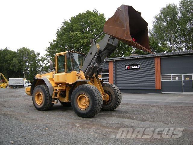 Volvo L 120 E Pale gommate