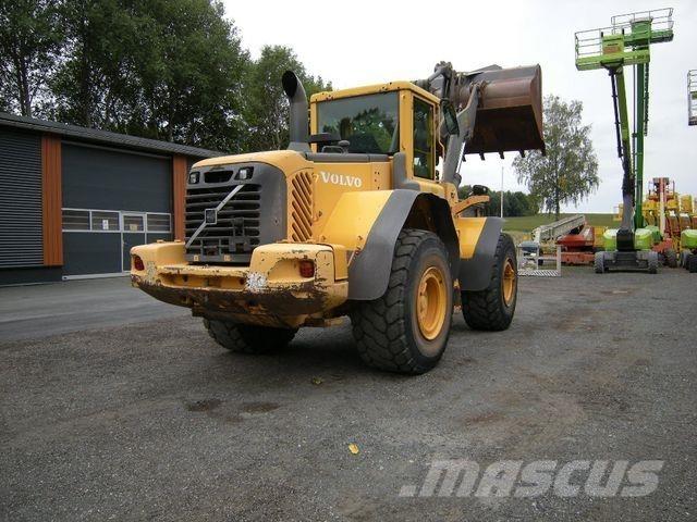 Volvo L 120 E Pale gommate