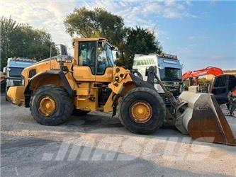 Volvo L 180 H Pale gommate