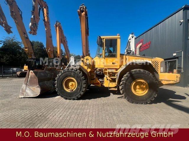 Volvo L120 E /Waage / Pale gommate