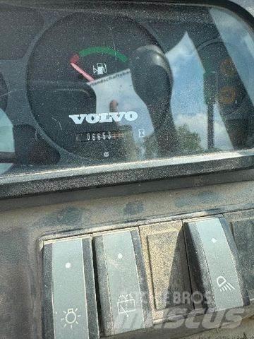Volvo L25b Pale gommate