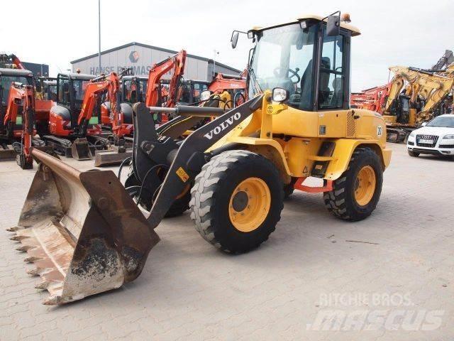 Volvo L35G Pale gommate