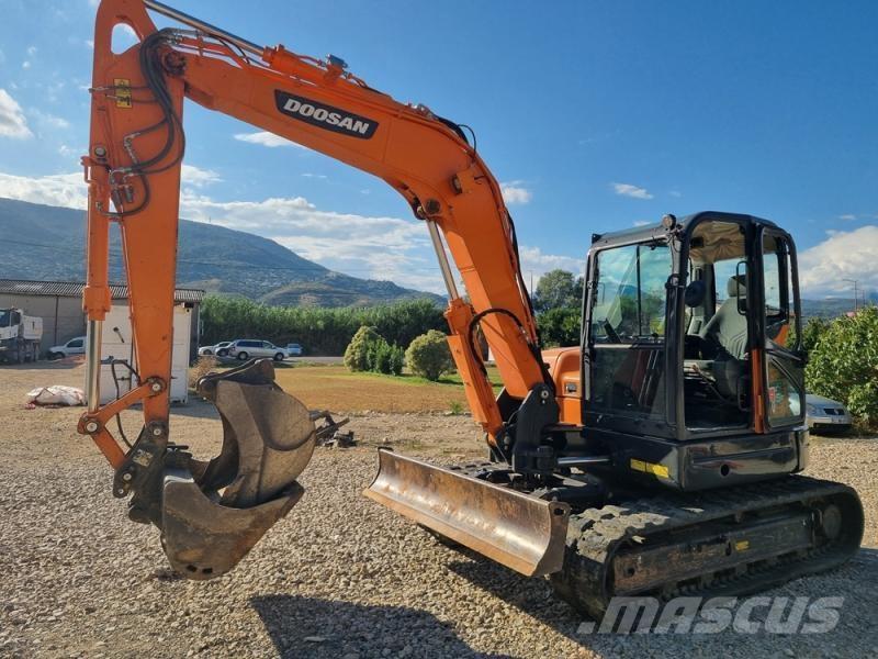 Doosan DX85 Miniescavatori