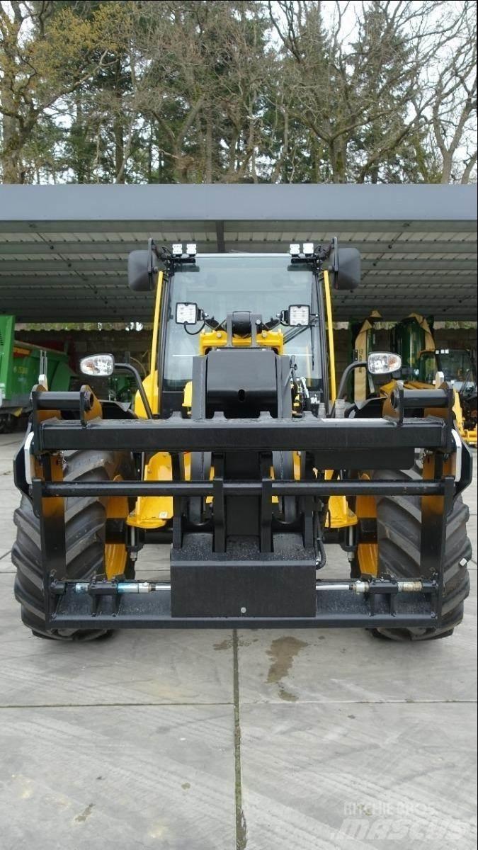 JCB TM 320 S Sollevatori telescopici