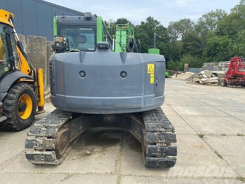 Komatsu PC138-8 Escavatori cingolati