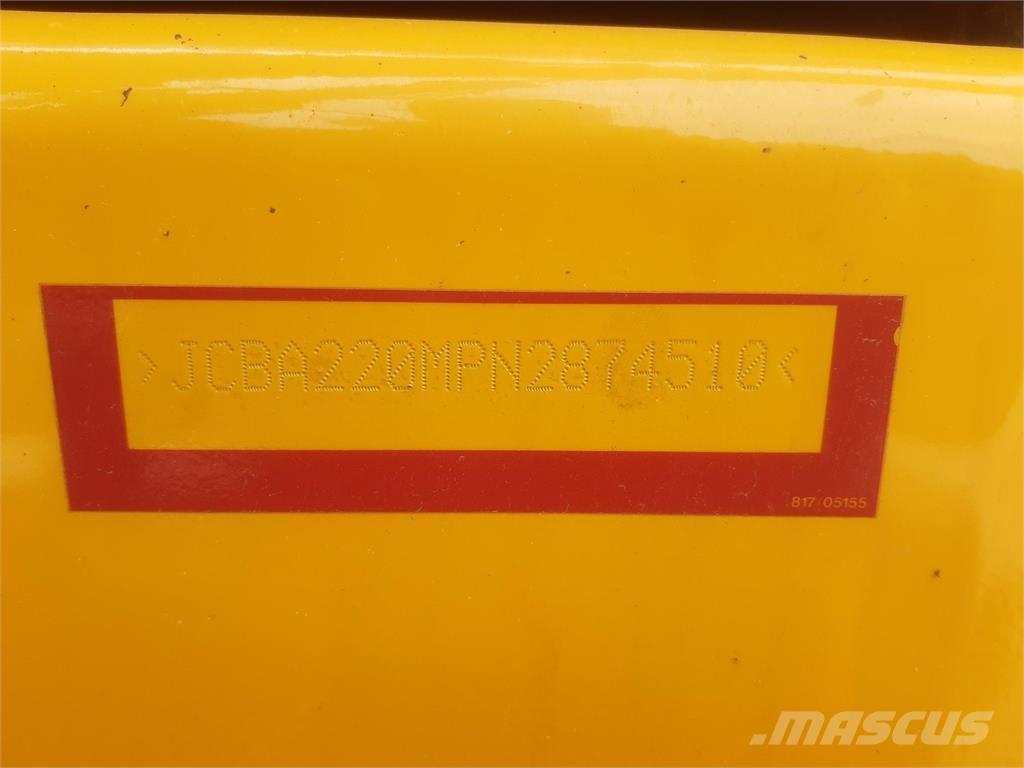 JCB  Escavatori cingolati