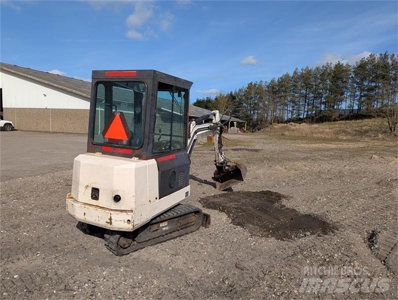 Bobcat X220 Miniescavatori