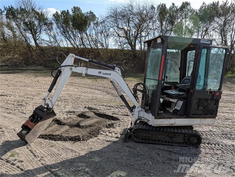 Bobcat X220 Miniescavatori