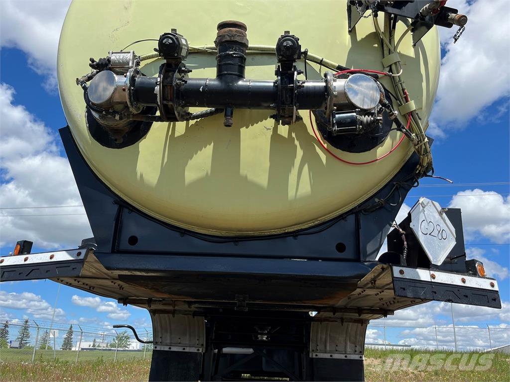 Advance  Rimorchi cisterna