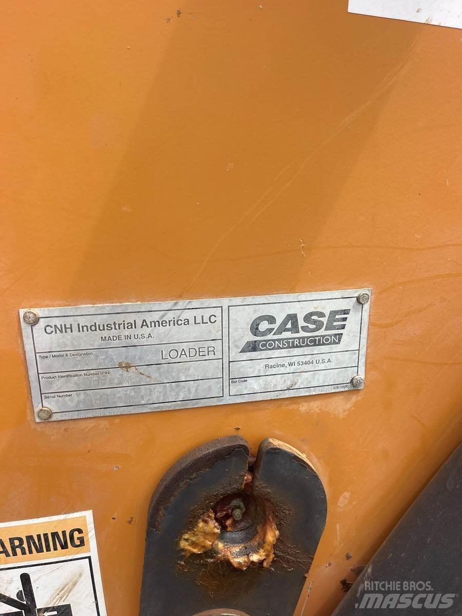 CASE 521F Pale gommate