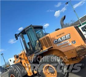 CASE 721F Pale gommate