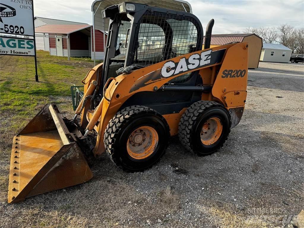 CASE SR250 Mini Pale Gommate