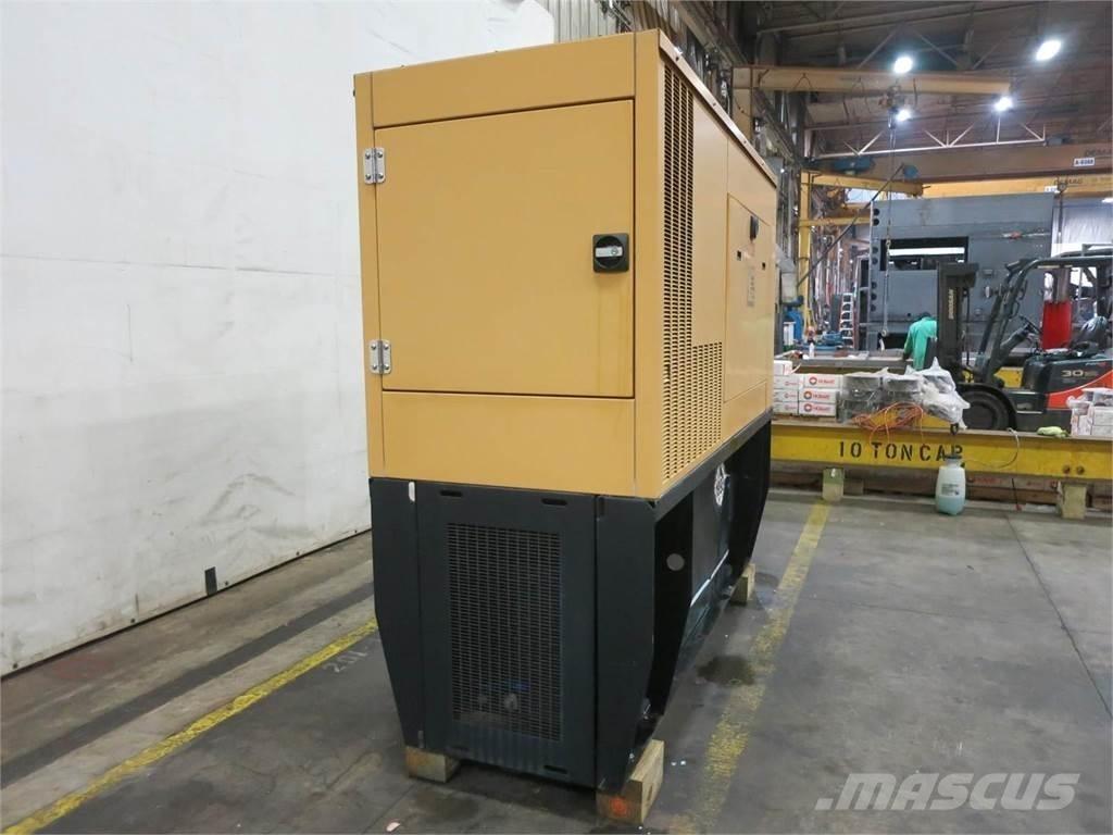 CAT 100 KW Generatori diesel