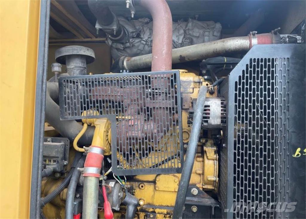 CAT 100 KW Generatori diesel