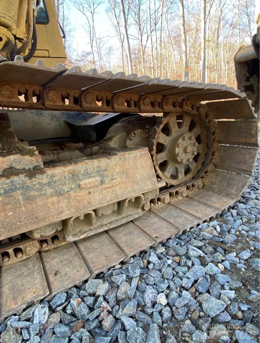 CAT 225 Escavatori cingolati