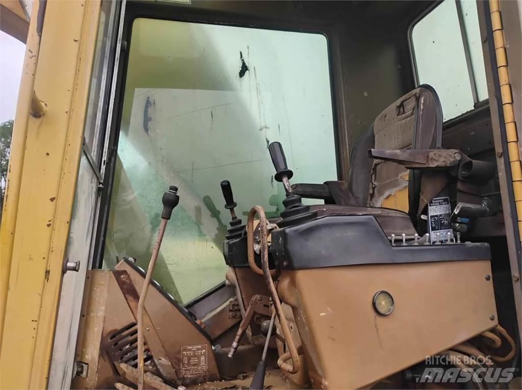 CAT 225 LC Escavatori cingolati